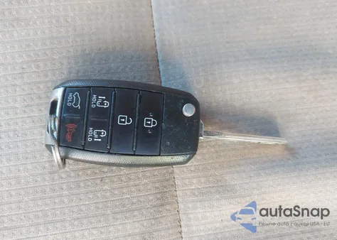 2016 Kia Sedona Lx z USA, uszkodzony, nr VIN KNDMB5C12G6162426